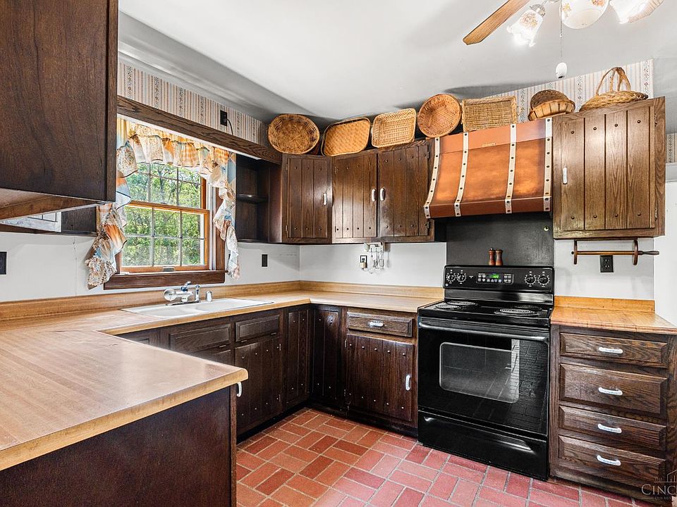 5856 Blue Rock Rd, Cincinnati, OH 45247 | Zillow