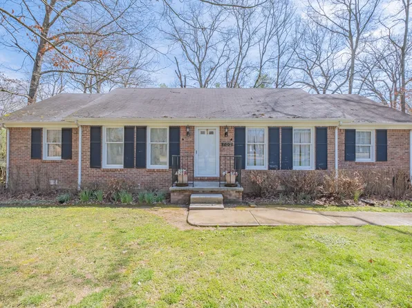 702 Wanda Ln, Tullahoma, TN 37388