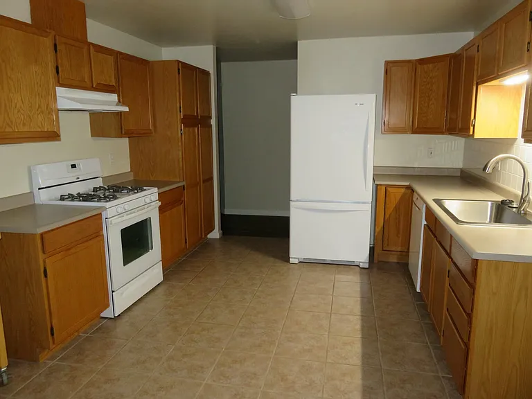 1339 Kimmerling Rd #B — Photo 3