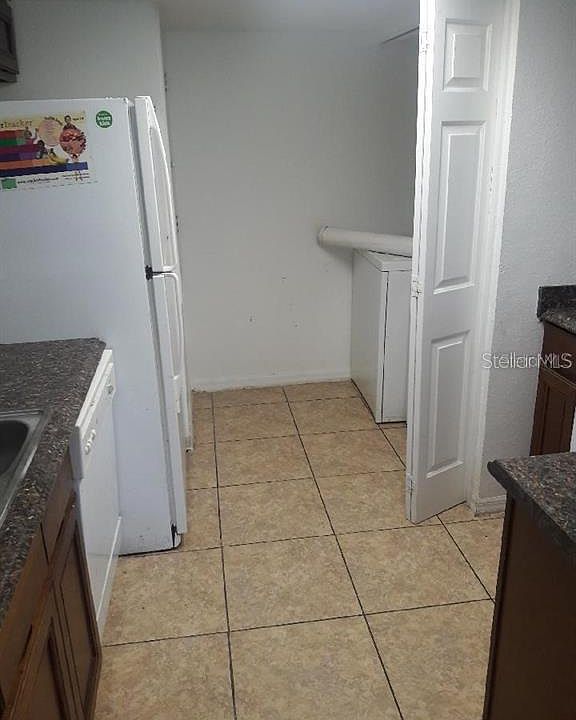 1st image of 916 Washington Palm Loop