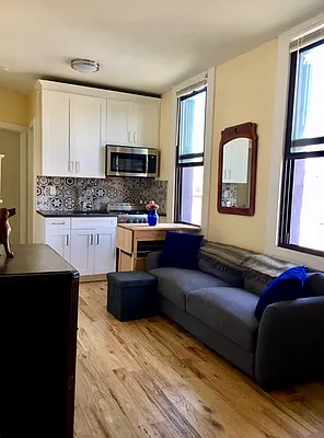 Rented by Triplemint | media 12