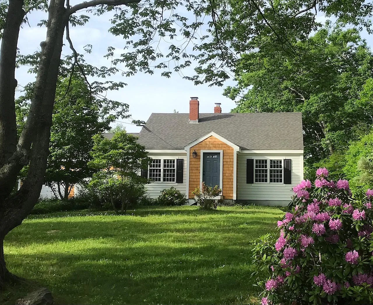 60 Eastman Rd — Photo 1