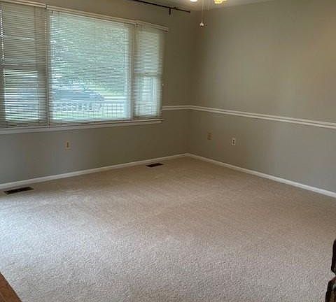 4th image of 222 Cummings Dr