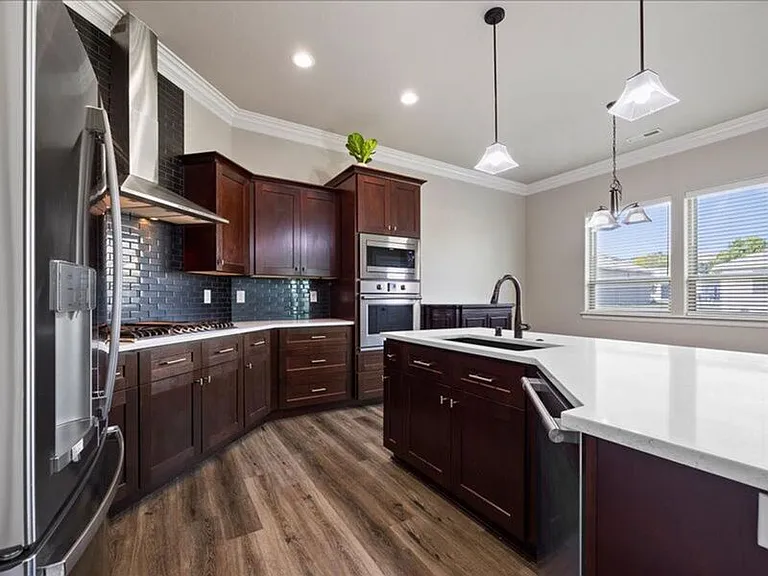 1615 Palermo Ave — Photo 12