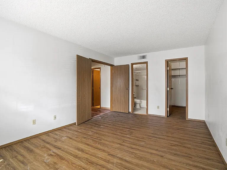 931 S Zeno Way #103 — Photo 17