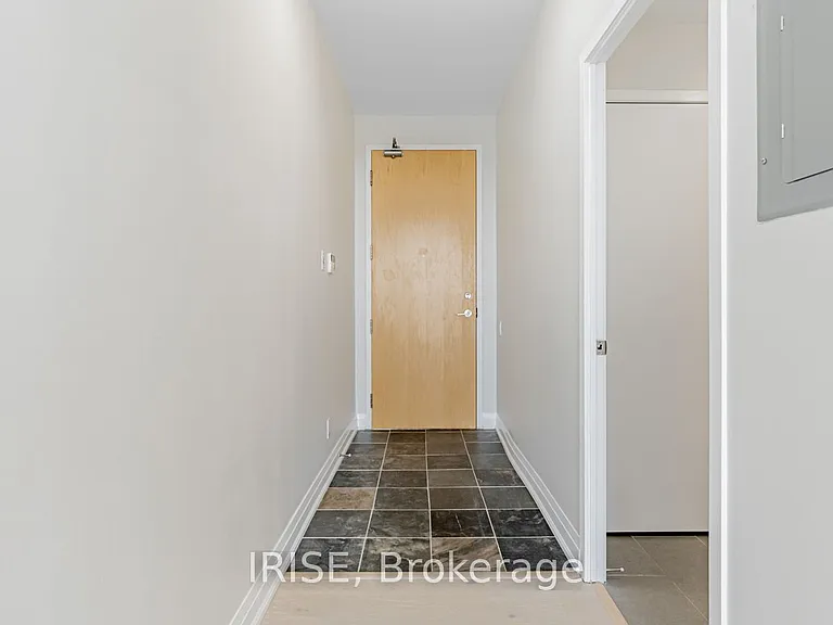 33 Mill St #1702 — Photo 3