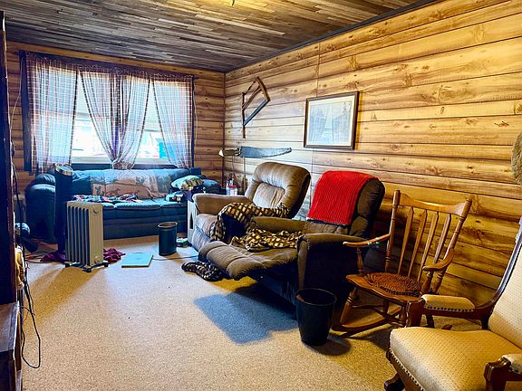 2nd image of 234 6th St SW