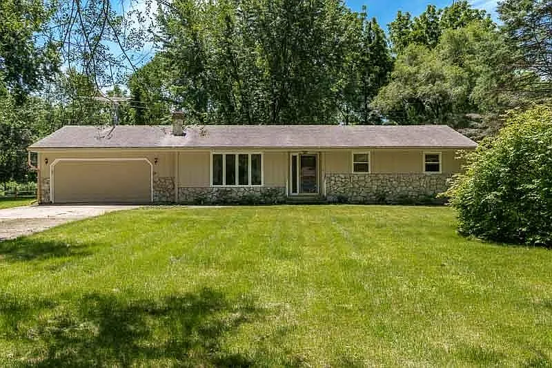 4280 George Dr photo 1
