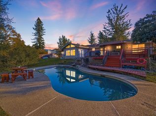 6404 Guerneville Road, Sebastopol, CA 95472