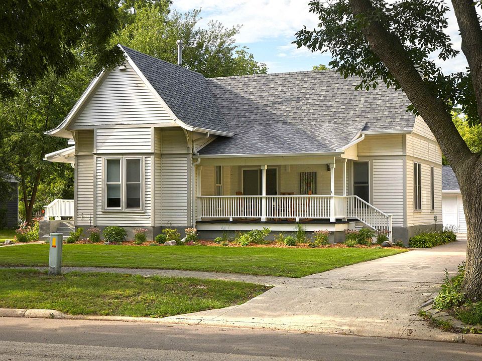 205 Locust St, Rolfe, IA 50581 MLS 231030 Zillow