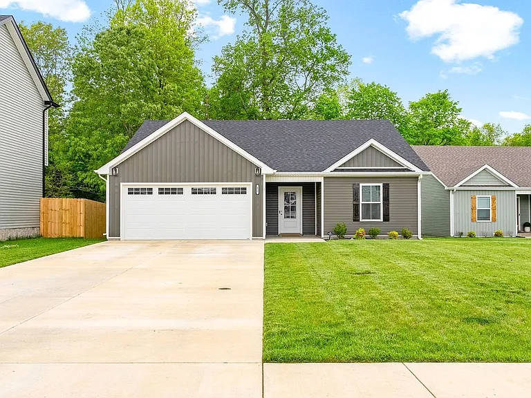 458 Mattingly Dr — Photo 1