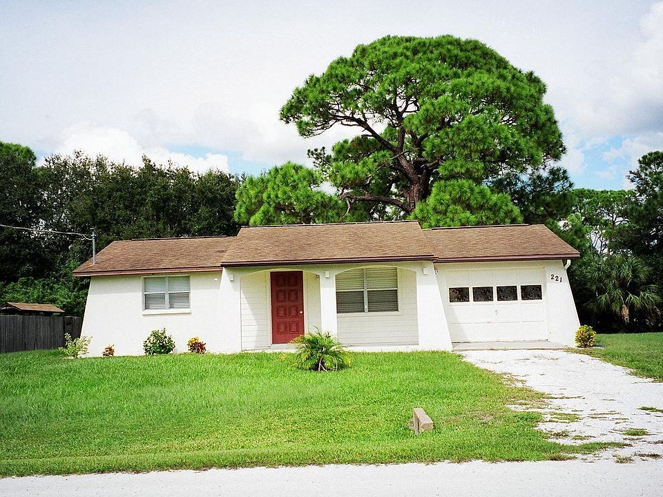 1st image of 221 Maler Dr