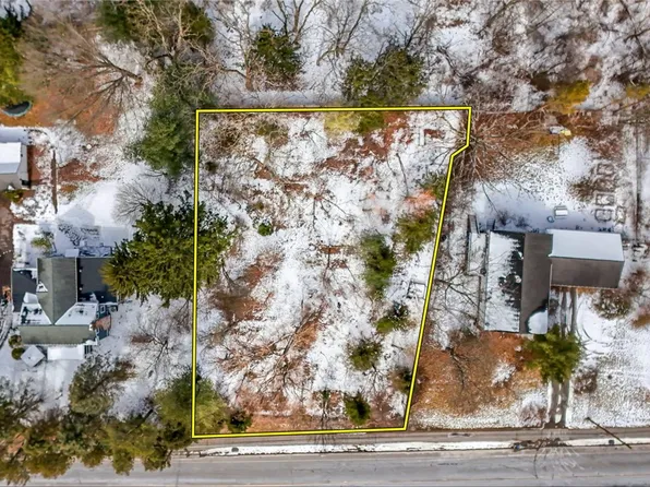1458 Hanshaw Rd, Ithaca, NY 14850