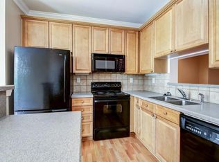 1304 Stratford Cmns, Decatur, GA 30033