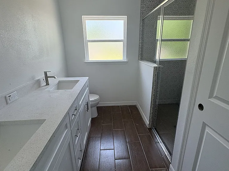 554 Ronnoc Ln — Photo 19