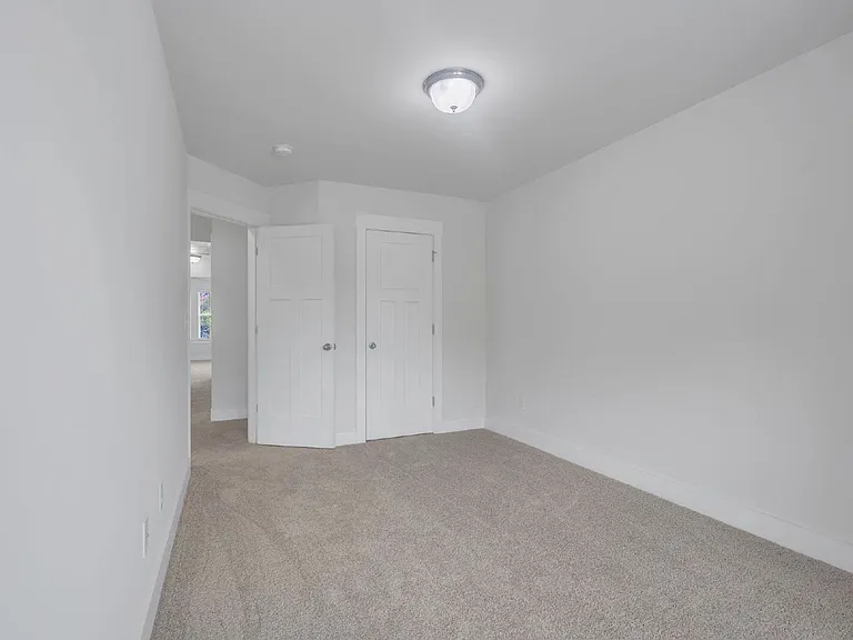 114 Lerner Ct — Photo 19