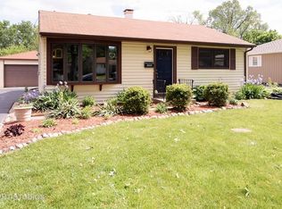 3004 Hawk Ln, Rolling Meadows, IL 60008