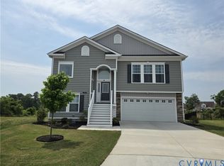 134 Corcoran Ln, Suffolk, VA 23434