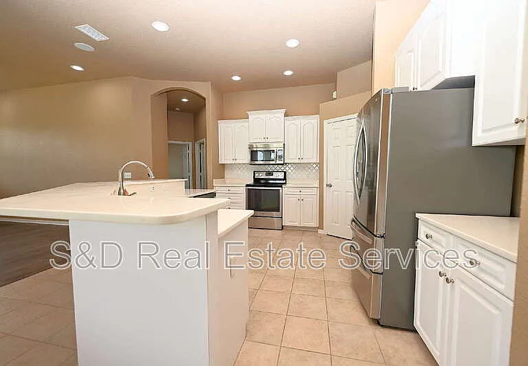 2618 High Ridge Dr — Photo 5