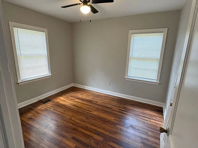 1713 Gillespie Ave — Photo 6