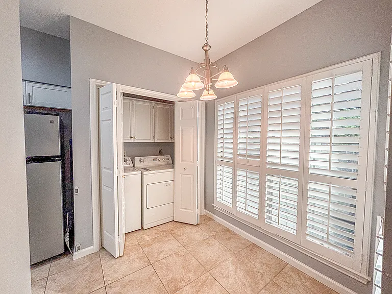 7 Chapel Hill Cir #7 — Photo 9
