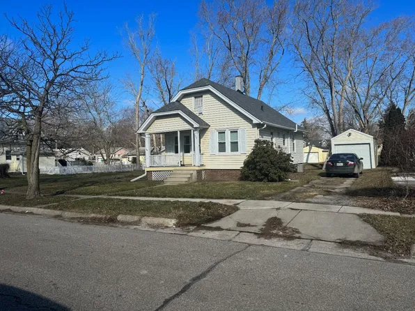 809 Tecumseh St, La Porte, IN 46350