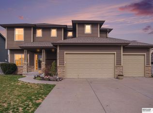 4502 Helwig Ave, Bellevue, NE 68133