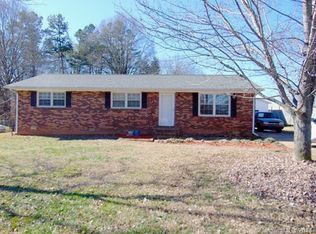 205 Oshea Ave, Gastonia, NC 28056