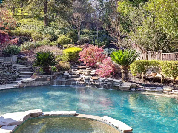 60 Stone Creek Pl, Alamo, CA 94507