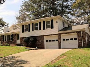 110 Mimosa Dr, Fayetteville, GA 30214