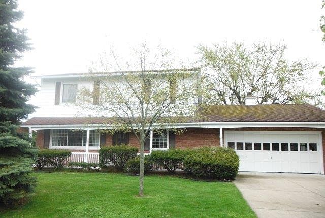 1st image of 2942 Thunderbird Dr