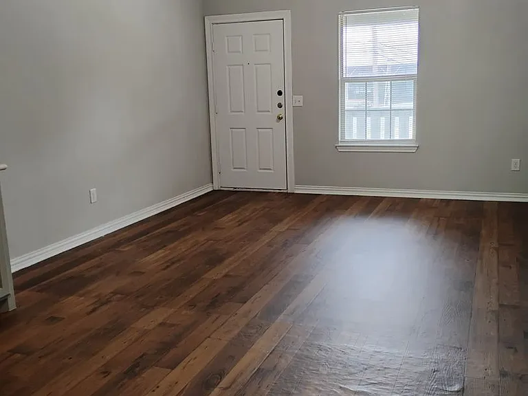 Lacy Loft — Photo 9