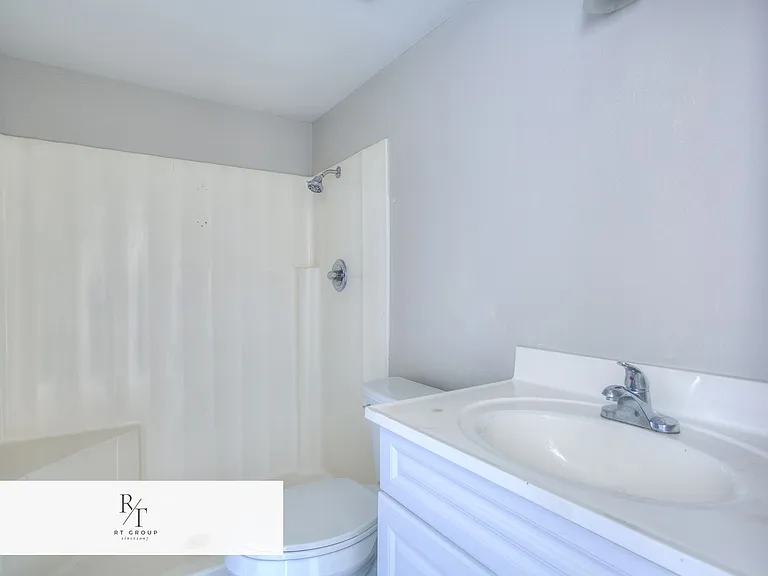 15326 Swarens Ct — Photo 33