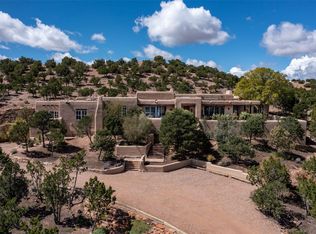 84 Avenida De Las Casas, Santa Fe, NM 87506