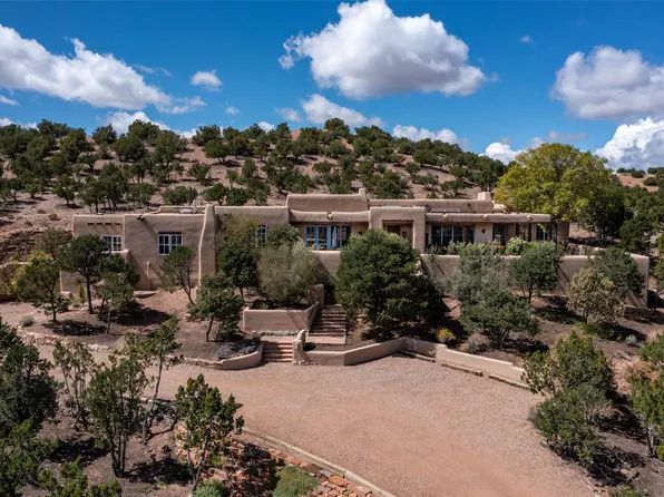 84 Avenida De Las Casas, Santa Fe, NM 87506