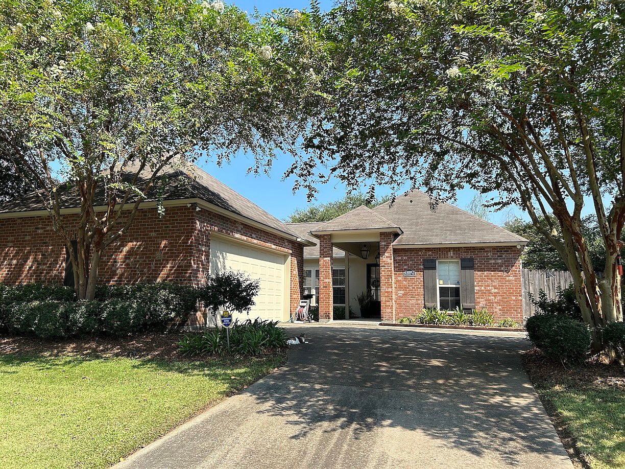 Garrett Spring Baton Rouge 10229 Springtree Ave, Baton Rouge, LA 70810 | Zillow