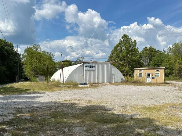 908 Silver Trail Dr, Jamestown, TN 38556