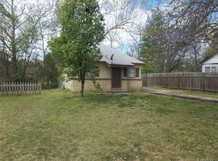 1406 Trimble Ave, Tahlequah, OK 74464
