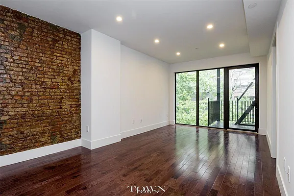 Rented by Town Residential | media 19