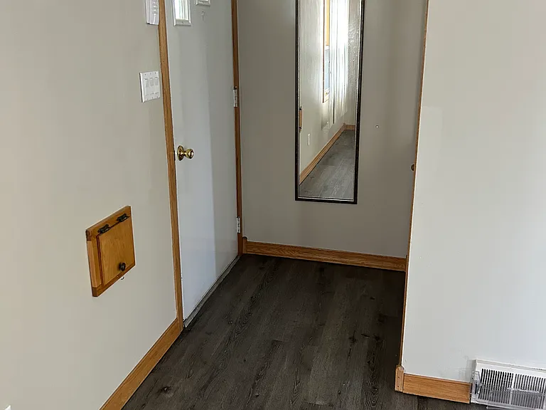 406 N Grant St — Photo 4
