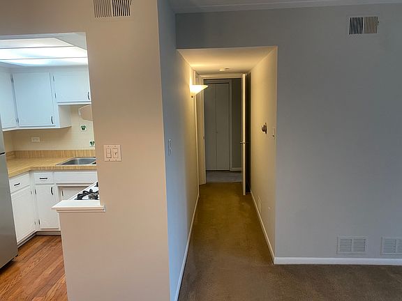 3rd image of 9146 W 140th St APT 1NE