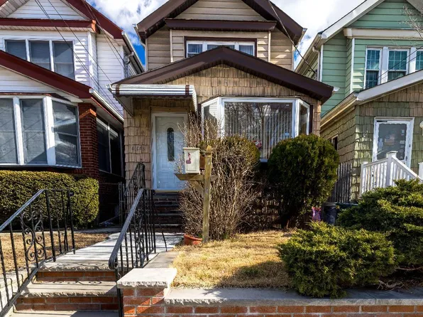8933 92 Street, Woodhaven, NY 11421