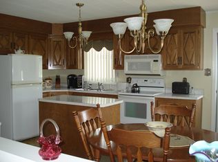 824 Main St, Madawaska, ME 04756
