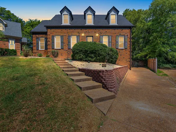 7416 River Park Dr, Nashville, TN 37221