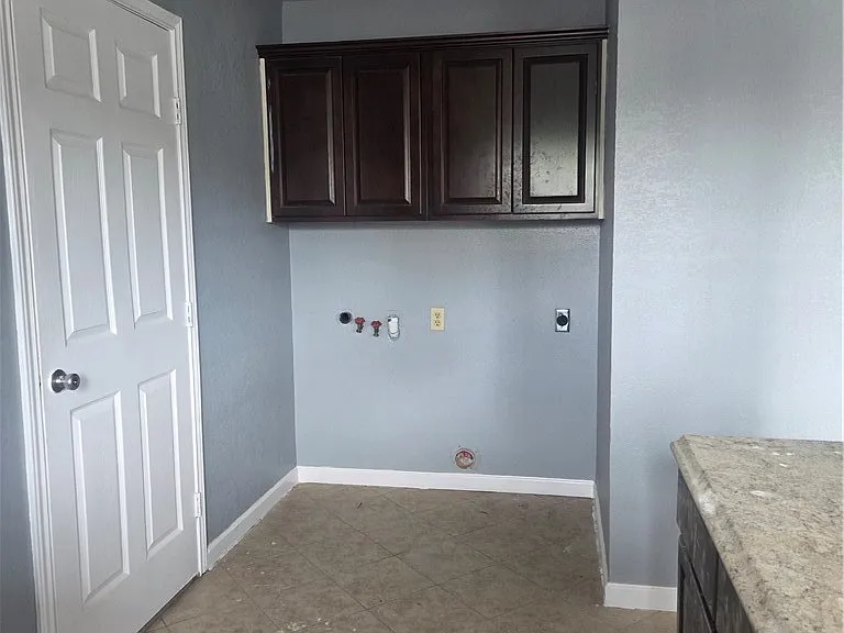 130 Green Trail Dr — Photo 6