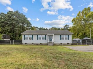 2455 Hog Island Rd, Surry, VA 23883