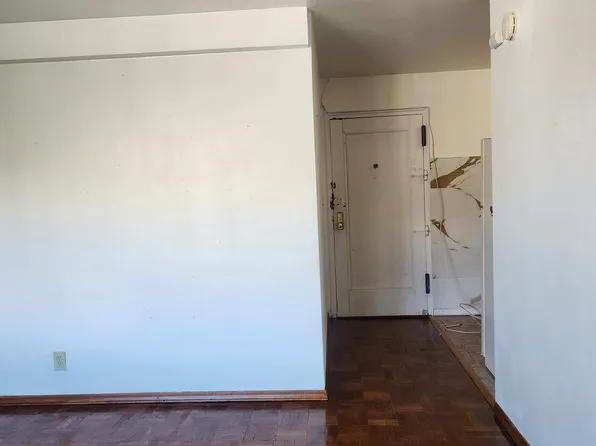 6515 Blvd East image 9 of 9