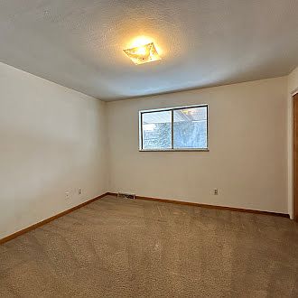 4th image of 139 N 20th St