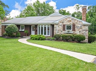 7961 Schoolhouse Ln, Cincinnati, OH 45242