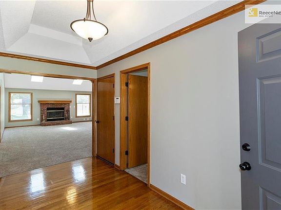 4th image of 1708 SW Stonecreek Dr